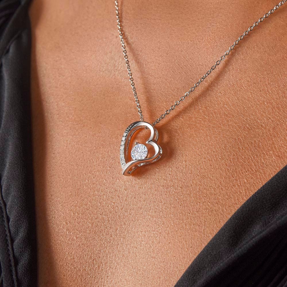 To My Mom Heart Necklace Gift